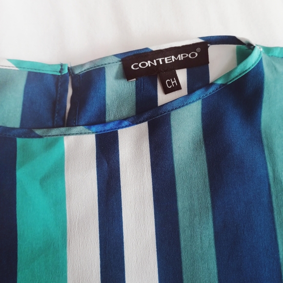 Sleeveless top - Picture 2 of 5